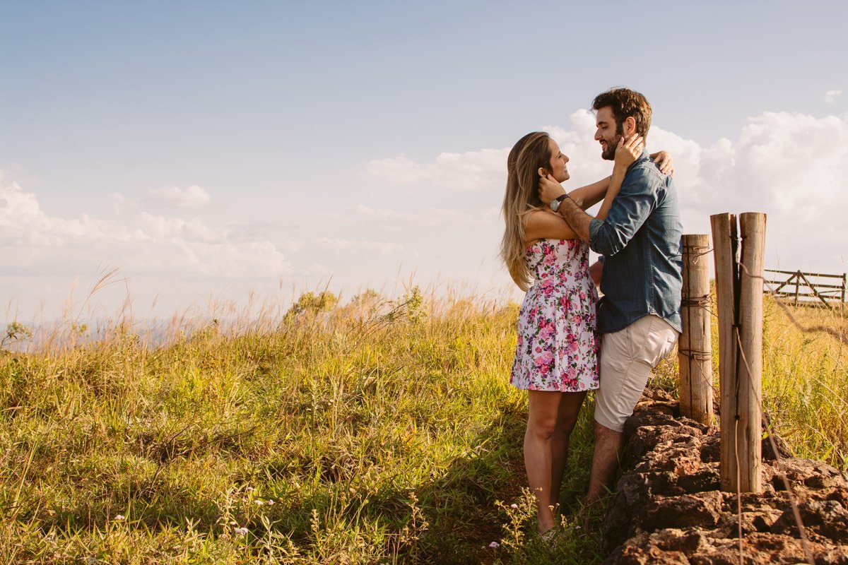 fotografia de casamento de noivos na serra do rola moça