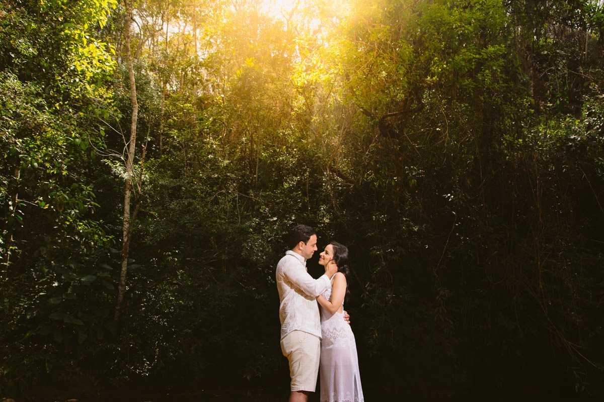 ensaio pré-casamento na mata de macacos em belo horizonte