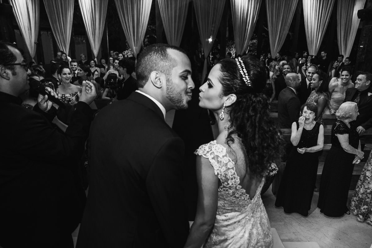 beijo dos noivos avó divertida belo horizonte