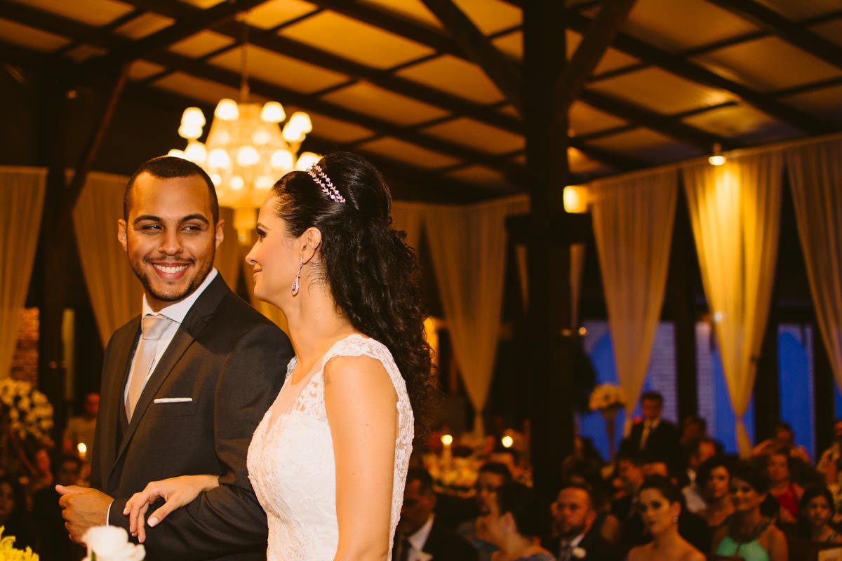 casamento rústico na chácara chiari de noite