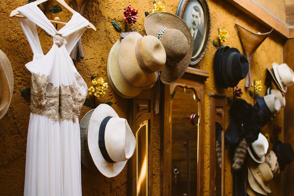vestido da noiva no casamento em casa belo horizonte