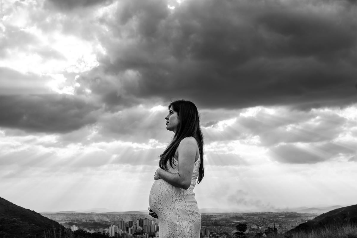 ensaio gestante no pôr-do-sol em belo horizonte fotografia de família