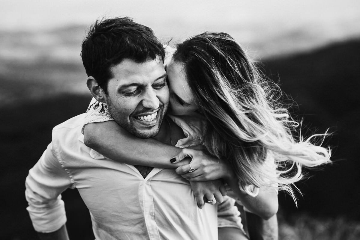 ensaio na chuva de pré casamento mari e renan por le gras fotografia de casamento bh