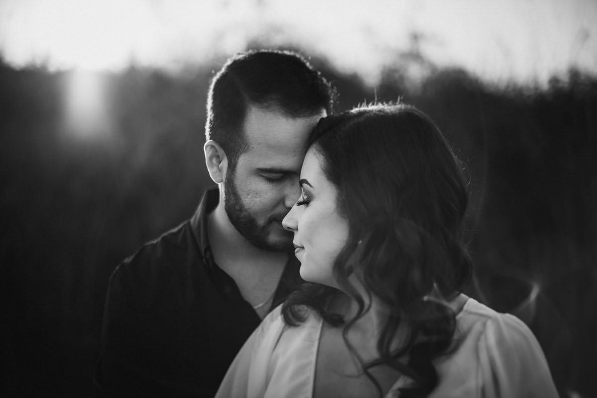 ensaio no pôr-do-sol le gras fotografia ensaio pré-casamento pré-wedding pre wedding fotógrafos de casamento bh belo horizonte