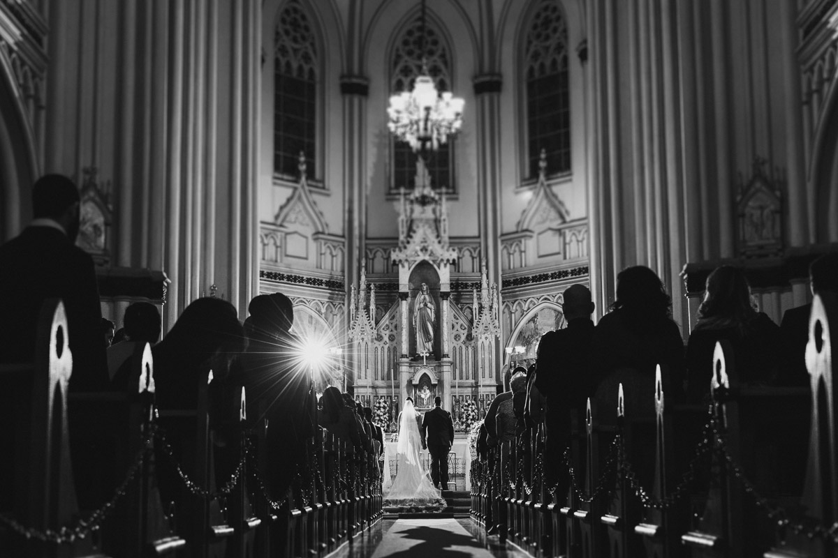 casamento na igreja de lourdes casamento clássico basílica de lourdes noturno noite belo horizonte bh le gras fotografia de casamento