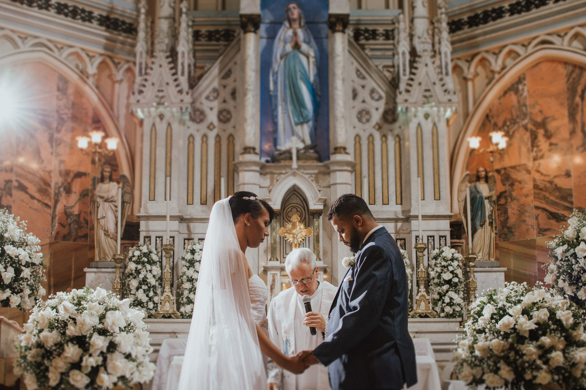 casamento na igreja de lourdes casamento clássico basílica de lourdes noturno noite belo horizonte bh le gras fotografia de casamento