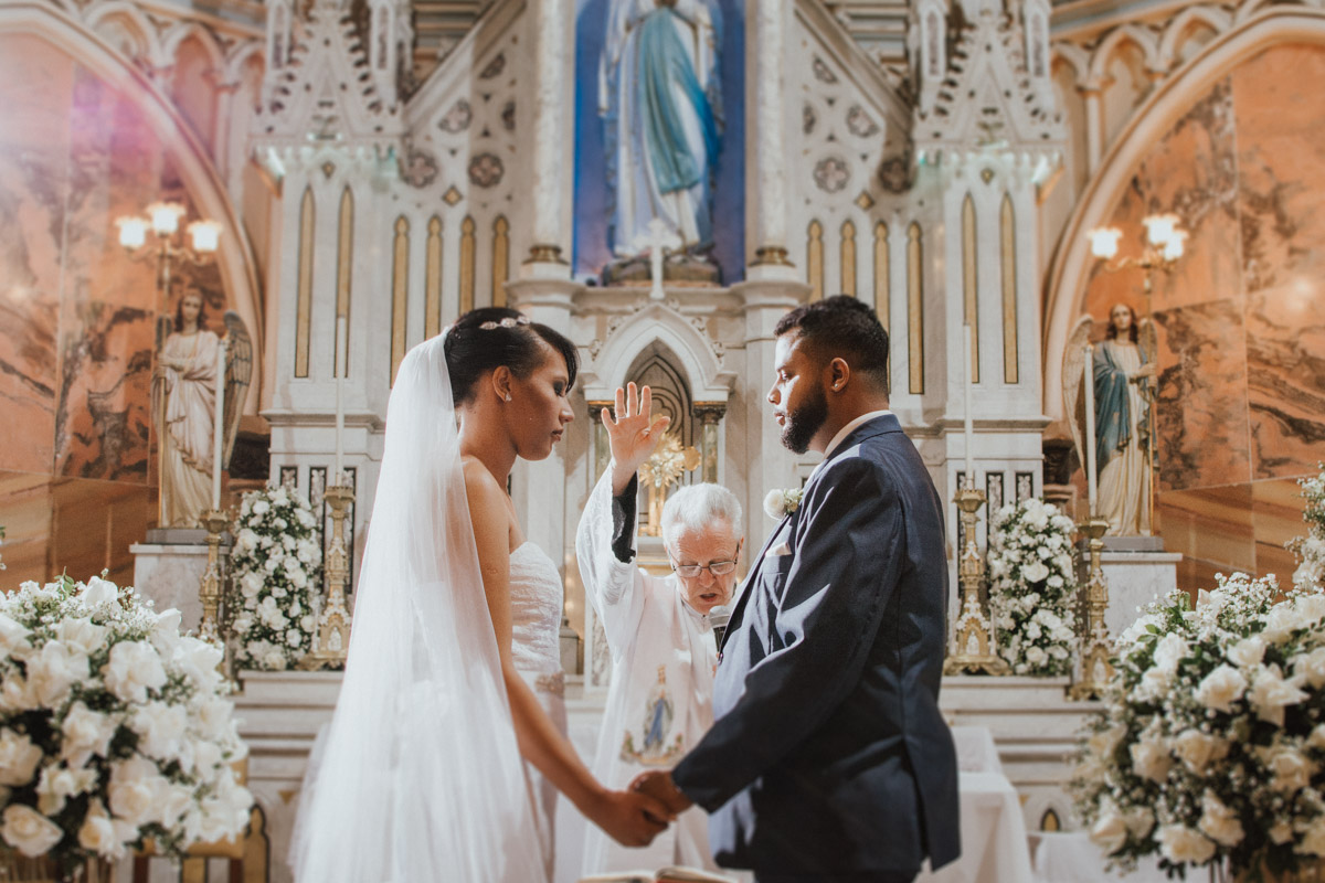 casamento na igreja de lourdes casamento clássico basílica de lourdes noturno noite belo horizonte bh le gras fotografia de casamento
